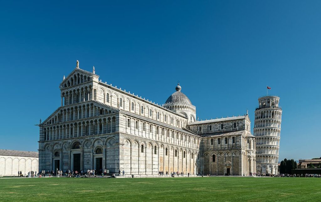 the square of miracles pisa